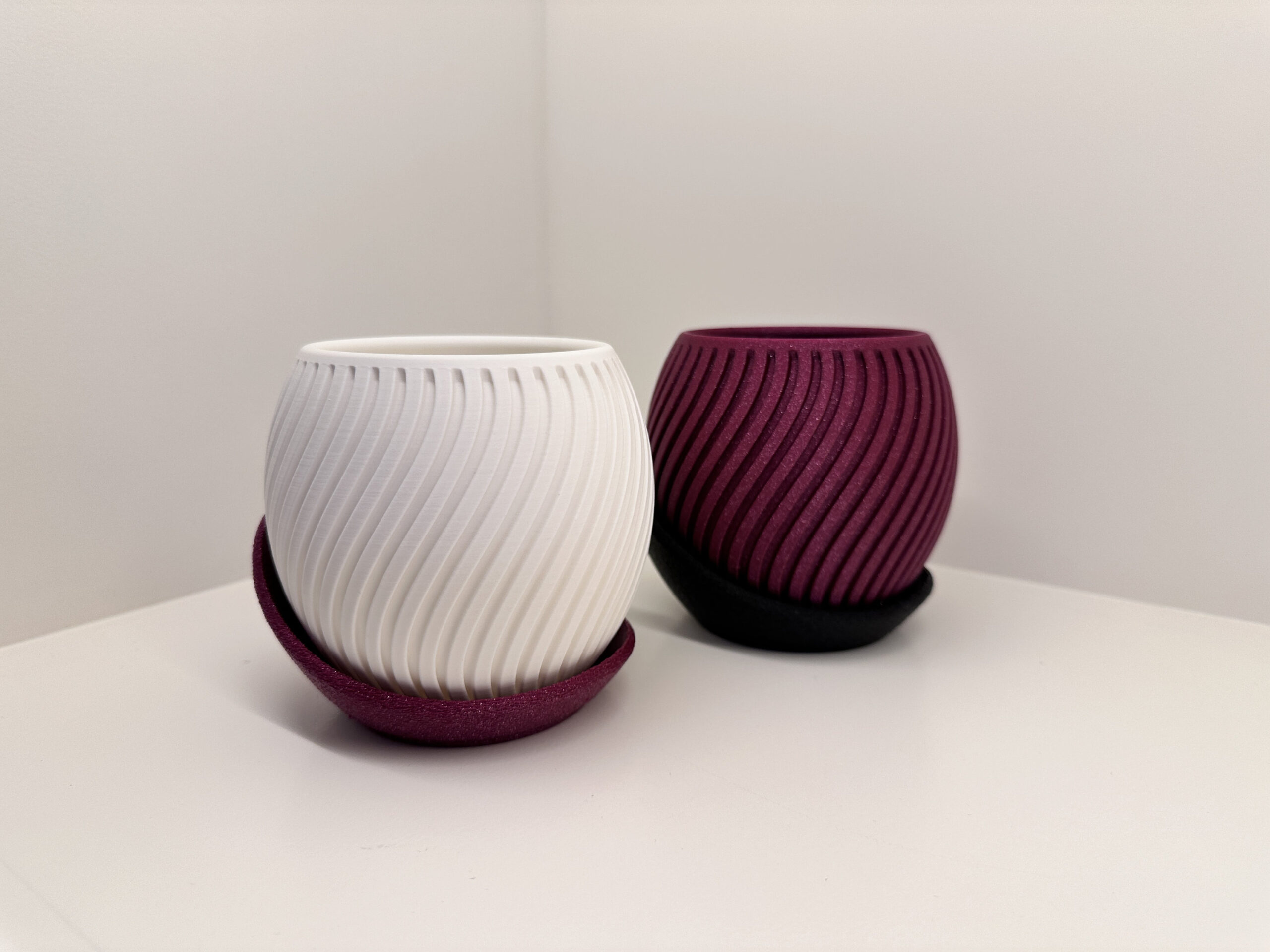 Elegant en stijlvol plantenbakje inclusief schoteltje / schaaltje